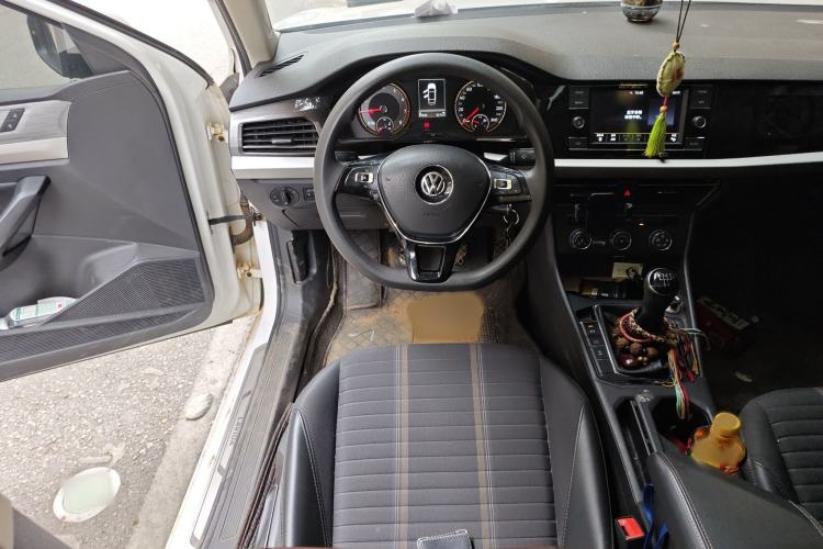 Used Volkswagen Lavida 2019 1.5L Manual Comfort Edition China VI Standard
