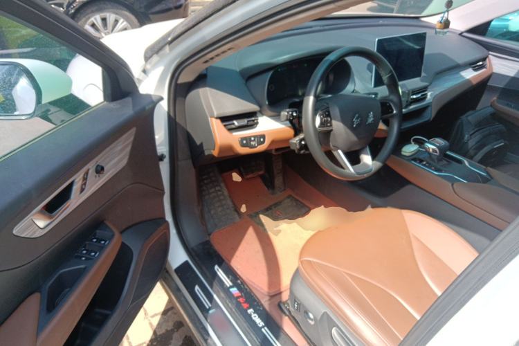 Used Hongqi E-QM5 2024 610 km PLUS Driver Seat