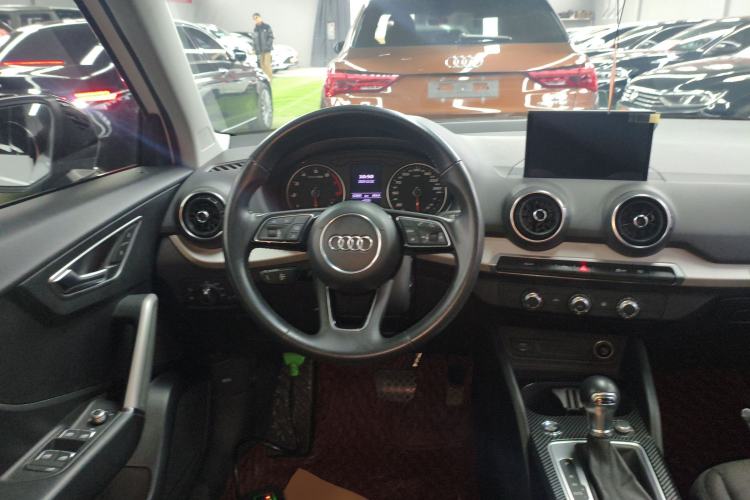 Used Audi Q2L 2021 35 TFSI Progressive Dynamic Edition
