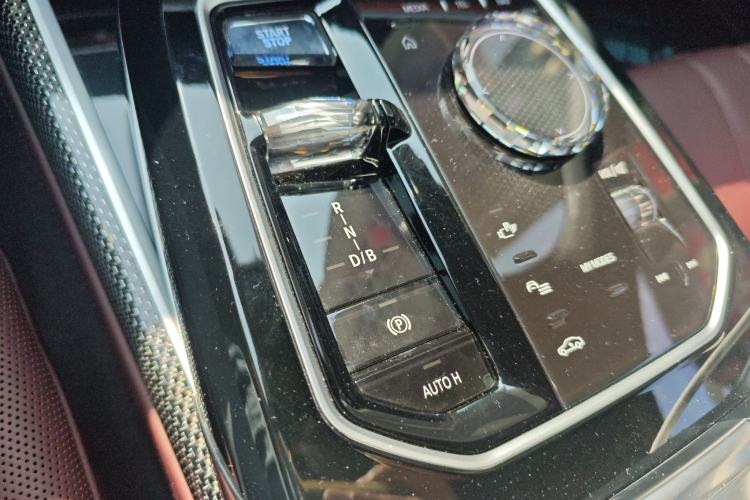 Used BMW i7 2023 xDrive60L M Sport Package