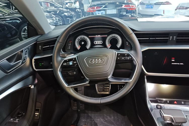 Used Audi A7L 2024 45 TFSI Luxury Edition
