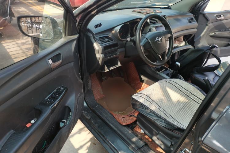 Used Haima M3 2015 1.5L Manual Elite Model
