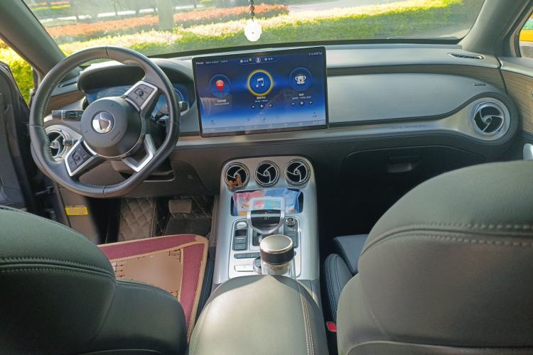 Used Denza X 2020 PHEV Flagship Edition Center Console