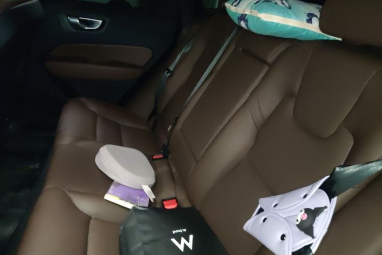 Used Volvo XC60 2024 B5 4x4 Smart Luxury Edition
