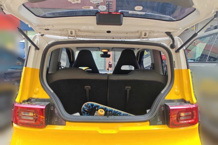 Used Wuling Hongguang MINIEV 2021 Macaron Fashion Model Lithium Iron Phosphate Trunk