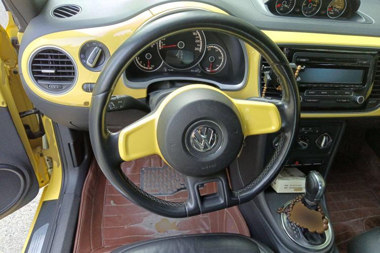 Used Volkswagen Beetle 2013 1.4 TSI Comfort Model