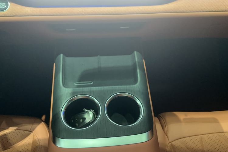 Used CHANGAN CS75 PLUS 2025 4th Generation 1.5T New Blue Whale Smart Flagship Version Gear Lever