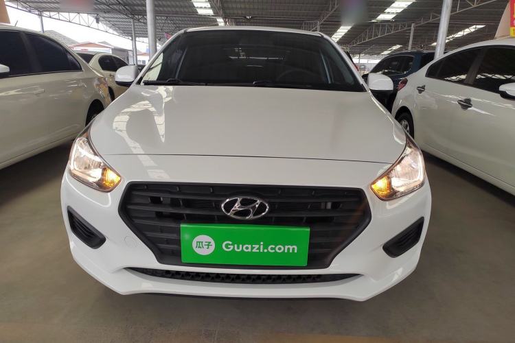 Used Hyundai Verna (older generation) 2020 1.4L Manual GL Refreshed Edition Front