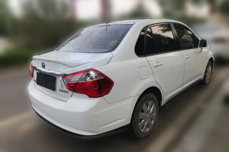Used Venucia D50 2016 1.6L Manual Elite Edition
