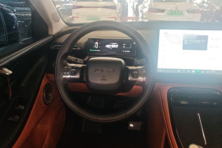 Used AION V 2024 Aion Tyrannosaurus 650 Smart Luxury Edition
