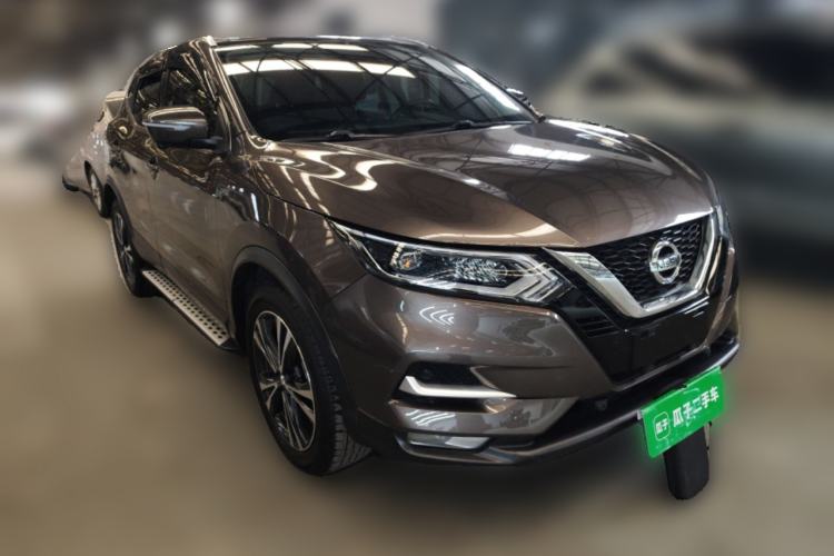 Used Nissan Qashqai 2022 2.0L CVT XV Premier Luxury Edition Front Right 45 Deg