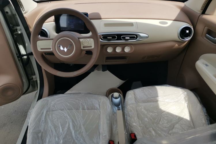 Used Wuling Hongguang MINIEV 2025 Four-Door Version Advanced Edition
