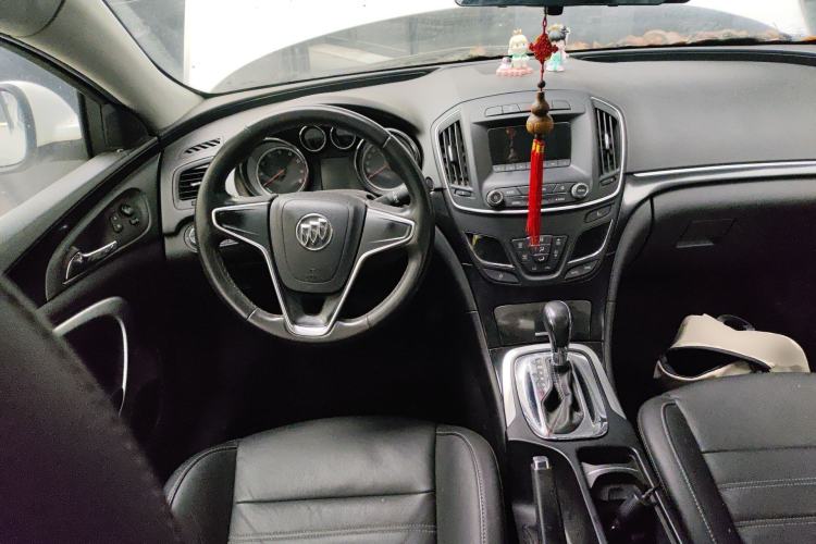 Used Buick Regal 2014 1.6T Fashionable Tech Edition Steering Wheel