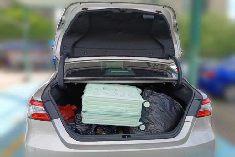 Used Toyota Camry 2021 2.5G Luxury Edition
