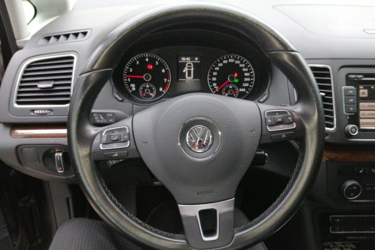 Used Volkswagen Sharan 2015 1.8TSI Comfort Model Steering Wheel