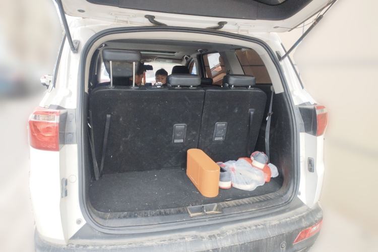 Used Wuling Hongguang S3 2018 1.5T Manual Luxury Model China V Standard
