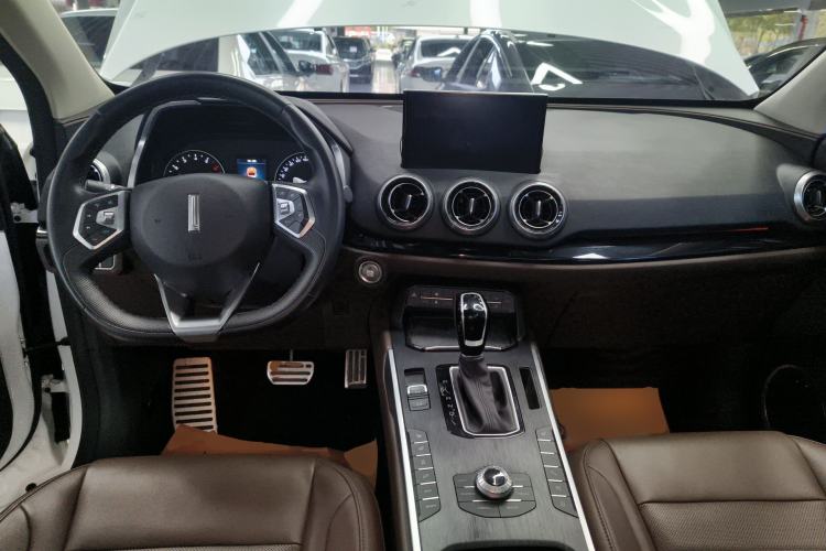 Used Wey VV5 2017 2.0T Ultra-Luxury Version Center Console