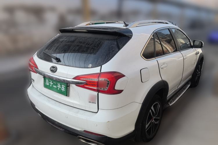 Used BYD Tang New Energy 2015 2.0T Four-Wheel-Drive Flagship Model
