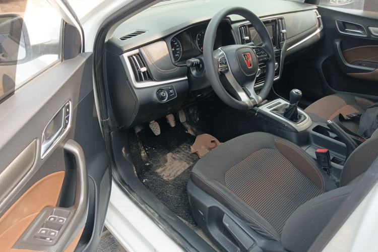 Used Roewe i6 2020 PLUS 1.6L Manual 4G Connect Glory Luxury Edition