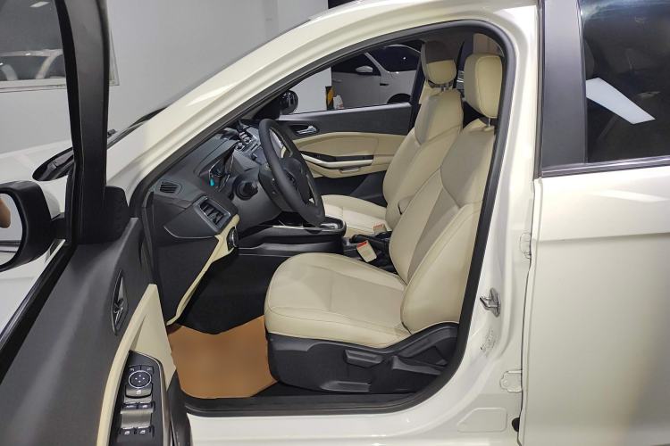 Used Ford Escort 2015 1.5L Automatic Fashion Model