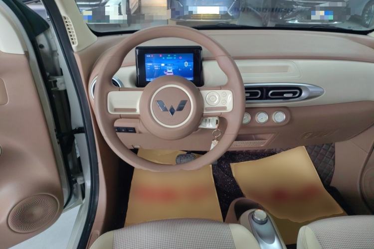 Used Wuling Hongguang MINIEV 2025 Four-Door Version Advanced Edition
