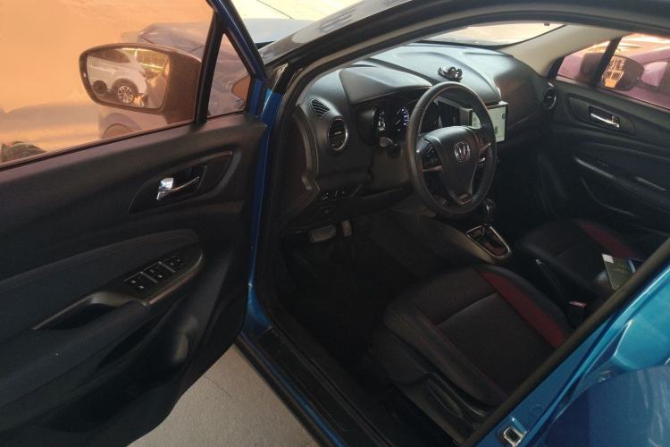 Used CHANGAN CS15 2016 1.5L Automatic Luxury Edition