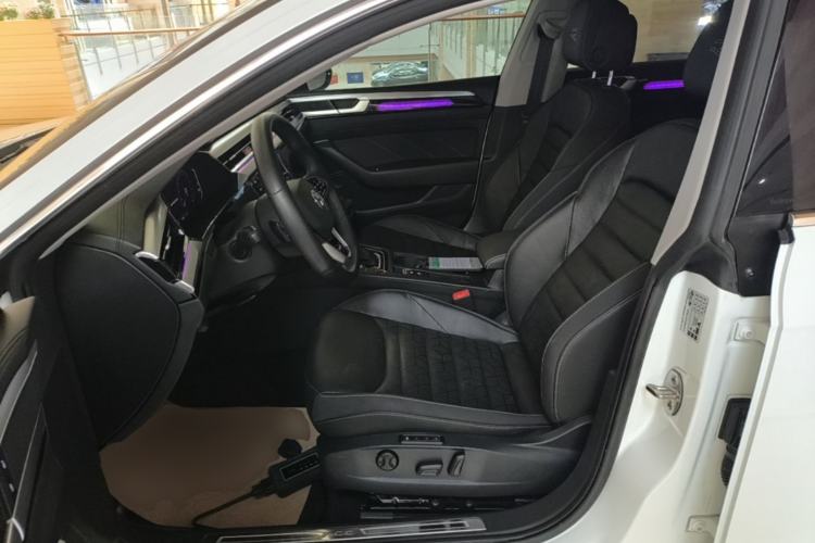 Used Volkswagen FAW-Volkswagen CC 2024 380TSI Striking Edition
