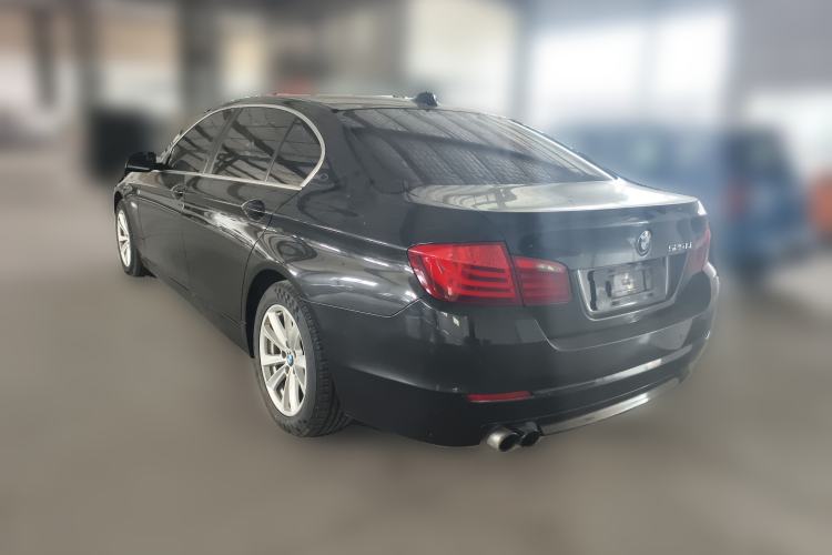 Used BMW 5 Series 2013 520Li Elegant Edition Rear Left 45 Deg
