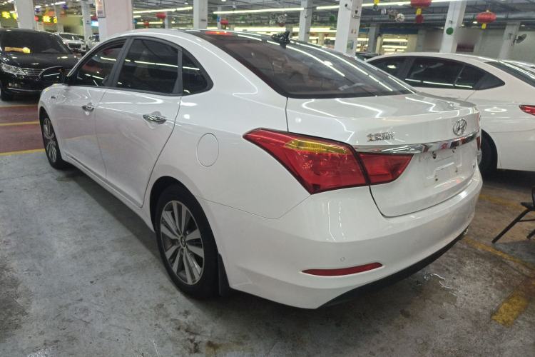 Used Hyundai Mistra 2016 1.6T Automatic Smart GLS Rear Left 45 Deg