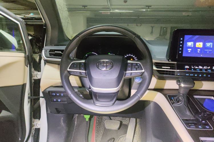 Used Toyota SIENNA 2021 2.5L Hybrid Luxury Edition
