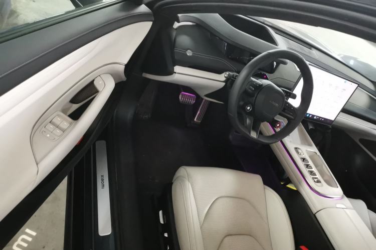 Used Xiaomi Auto SU7 2024 Four-Wheel Drive Ultra-Long Range Advanced Intelligent Driving Max Edition