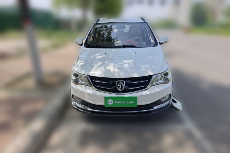 Used Baojun 730 2016 1.5T Manual Comfort Version 7 Seats
