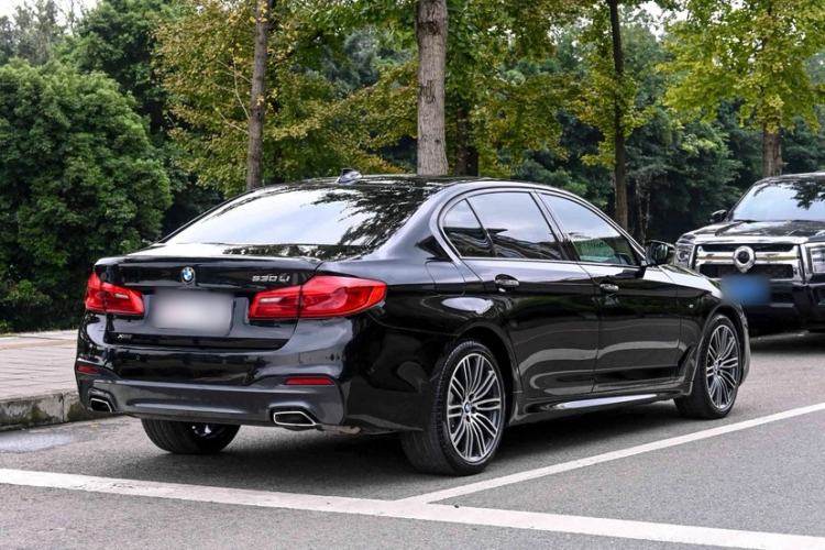Used BMW 5 Series 2018 Facelifted 530Li xDrive M Sport Package