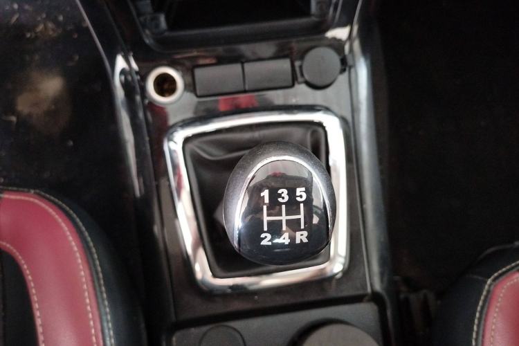 Used HYOSOW S3 2014 1.5L Luxury Version China IV Emission Standard
