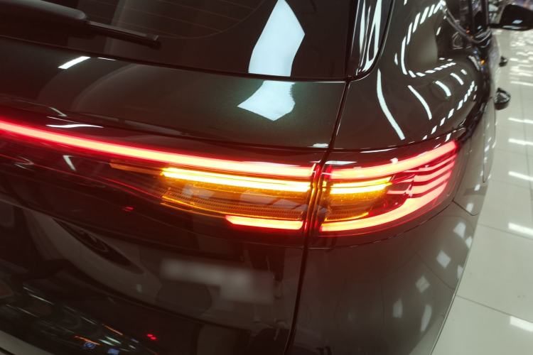 Used Geely Galaxy Galaxy Xingjian 7 EM-i 2025 120km Exploration+ Version