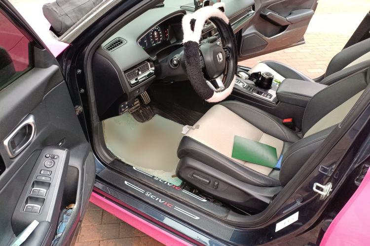 Used Honda Civic 2023 2.0L eHEV Swift Edition Driver Seat