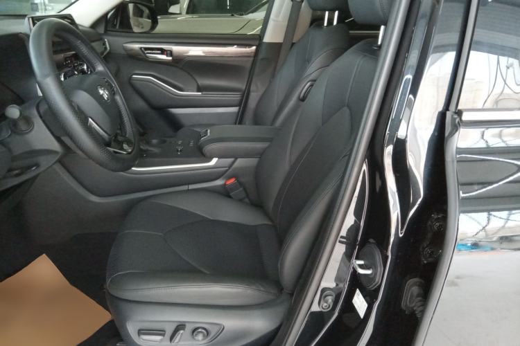 Used Toyota Highlander 2024 2.5L Smart Electric Hybrid Dual-Engine Four-Wheel Drive Prestige Version – 7 Seats