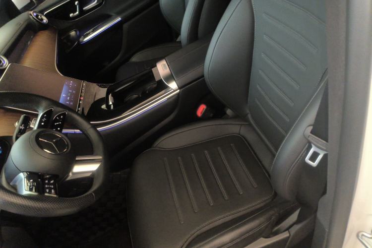 Used Mercedes-Benz GLC 2023 GLC 300 L 4MATIC Dynamic Edition 5-seater
