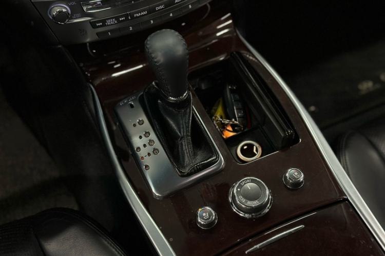 Used Infiniti Q70 2013 Q70L 2.5L Comfort Edition