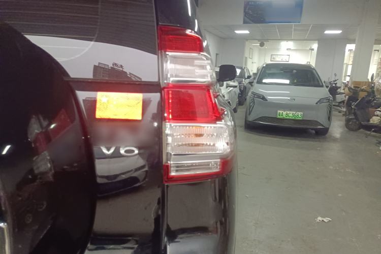 Used Toyota Prado 2015 4.0L Automatic U.S.-Spec Version
