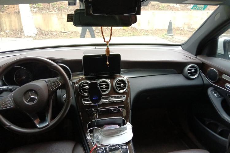 Used Mercedes-Benz GLC 2017 GLC 260 4MATIC Luxury Model