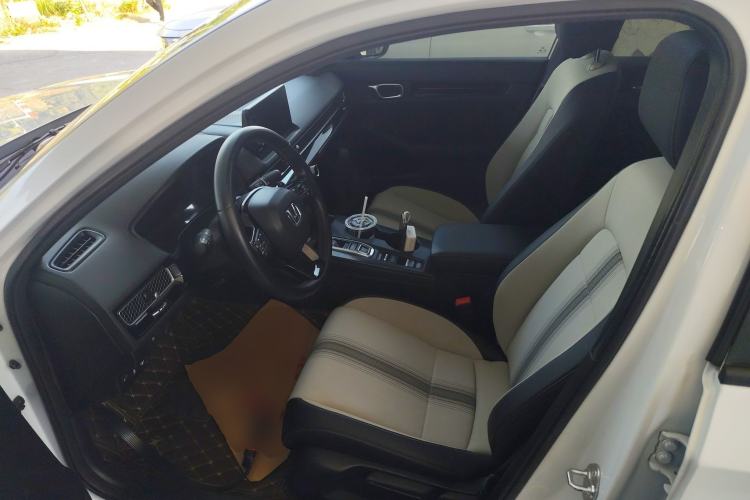 Used Honda Civic 2023 2.0L eHEV Sharp Edition Left Front Seat