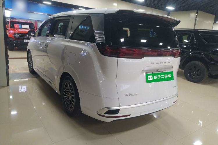 Used Denza D9 2022 DM-i 970 Four-Wheel Drive Flagship Model