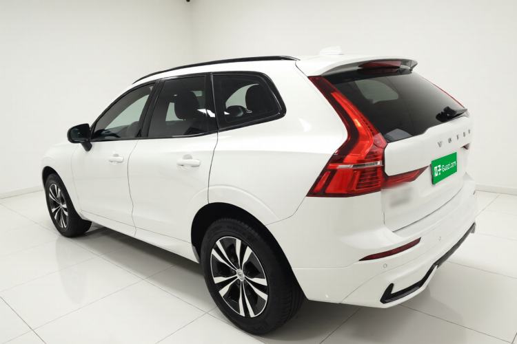Used Volvo XC60 2022 B5 4x4 Zhiyi Sport Edition