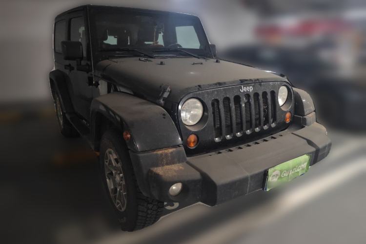 Used Jeep Wrangler 2013 3.6L Sahara two-door model
