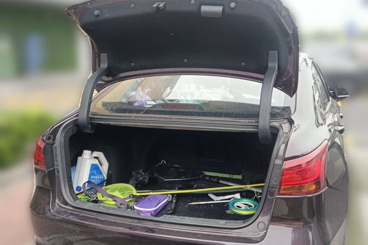 Used CHANGAN Raeton CC 2018 1.5T Automatic Haoya Model Guangmang Edition China V Standard
