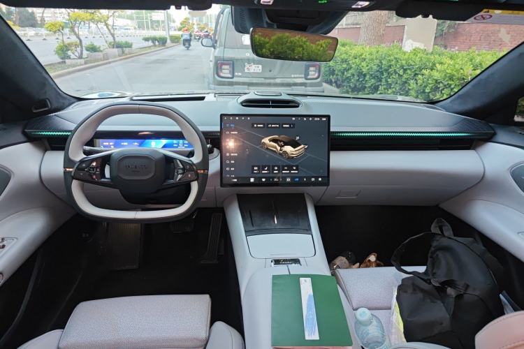 Used Lynk & Co Z10 2025 95 kWh 702 km All-Wheel Drive Intelligent Driving Ultra
