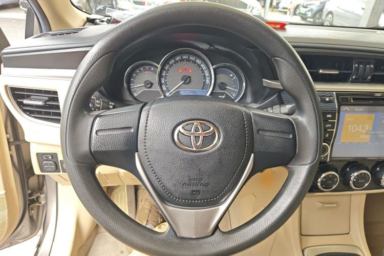 Used Toyota Corolla 2014 1.6L Manual GL