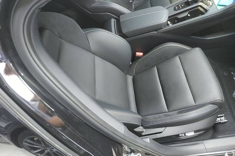 Used Lynk & Co 03 2023 2.0TD DCT JingPro