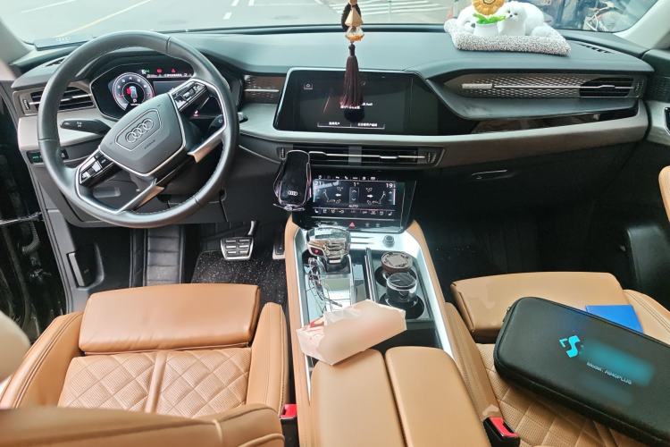 Used Audi Q6 2024 45 TFSI quattro Qiyun Edition Yulin Package 6 seats Center Console